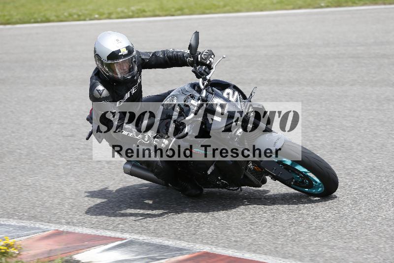 /Archiv-2024/29 12.06.2024 MOTO.CH Track Day ADR/Gruppe gelb/102